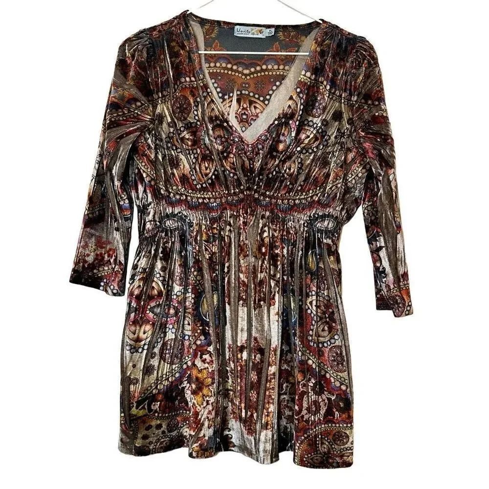 Unity World Wear Floral Damask Tapestry Velvet Empire Waist Top Petite Large